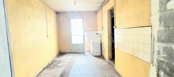 4 bedrooms House in Trelaze, France No. 283643 8