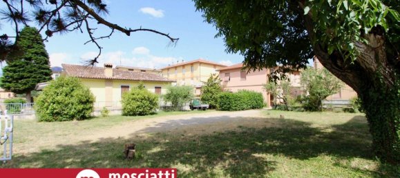 Terreno em Matelica, Italy 500 m² N.º 259141 2