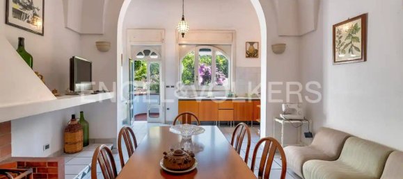 5 bedrooms House in Torre Santa Susanna, Italy No. 214057 2