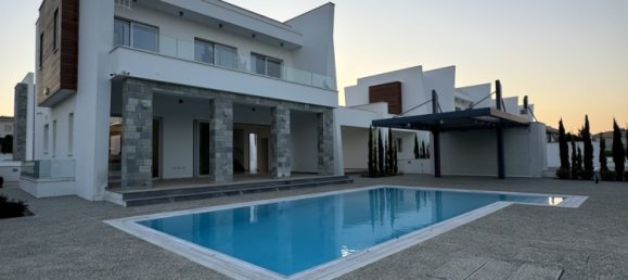 5 dormitorios villa en venta en Paralimni, Ammochostos, Cyprus № 26965 4