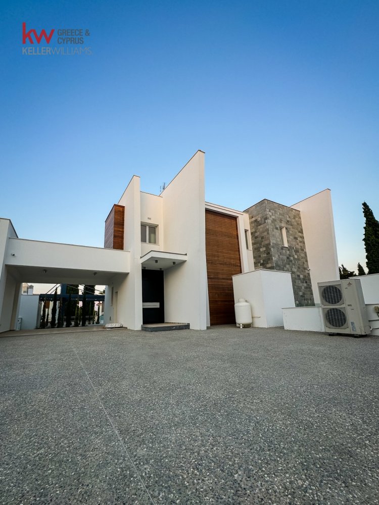 5 dormitorios villa en venta en Paralimni, Ammochostos, Cyprus № 26965