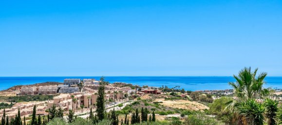 6 bedrooms House in Manilva, Spain No. 142223 2