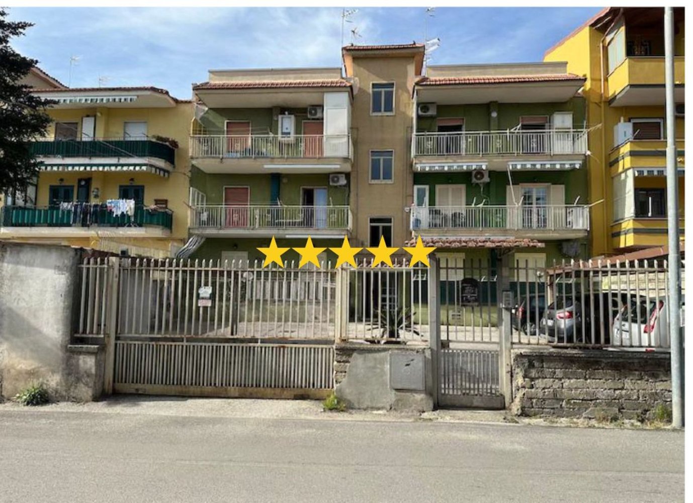 4 rooms Apartment in Villaricca, Italy No. 10283