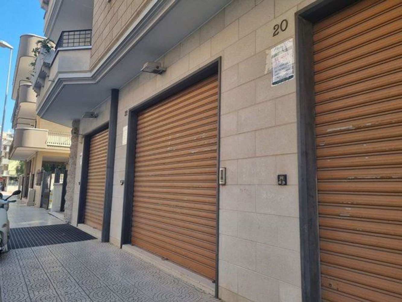 Edifício em Foggia, Italy 770 m² N.º 360155