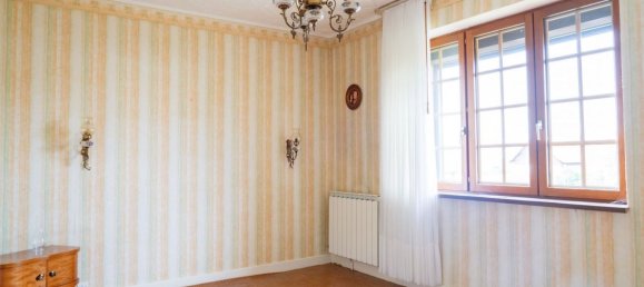 2 Schlafzimmer Haus in Crehange, France, Nr. 237661 4