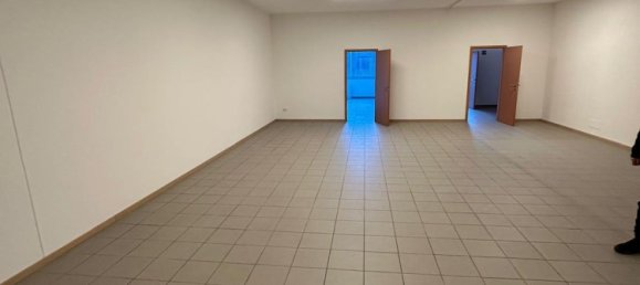 170m² Commercial property in Trentino-Alto Adige, Italy No. 256989 11