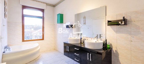 5 bedrooms Townhouse in Joeuf, France No. 84677 7