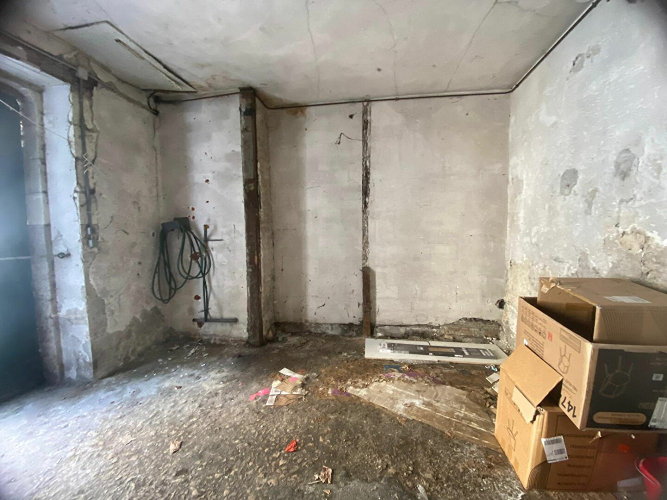 Garage in Blois, France 20m², Nr. 90324