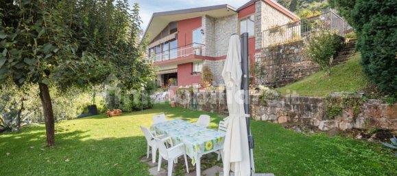 4 bedrooms Villa in Torri del Benaco, Italy No. 234554 17