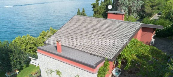 4 bedrooms Villa in Torri del Benaco, Italy No. 234554 33