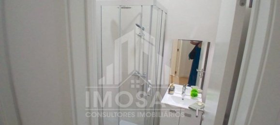 3 bedrooms Apartment in Lisbon, Portugal No. 163044 7