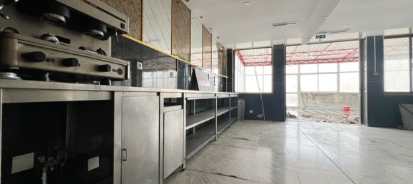 Gewerbliche Immobilie in Seixal, Portugal 100m², Nr. 225266 8