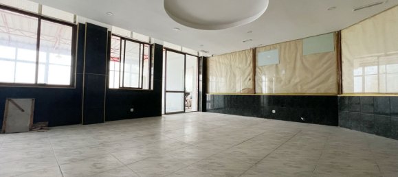 Gewerbliche Immobilie in Seixal, Portugal 100m², Nr. 225266 3