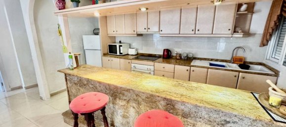 4 bedrooms Villa in Alicante, Spain No. 176452 13