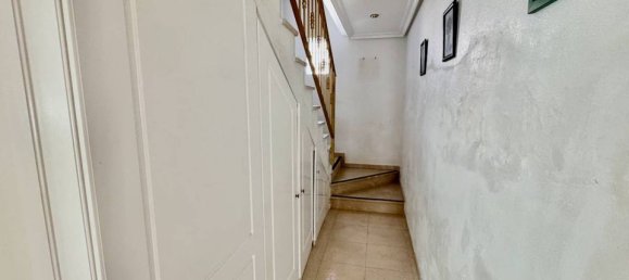 4 bedrooms Villa in Alicante, Spain No. 176452 12