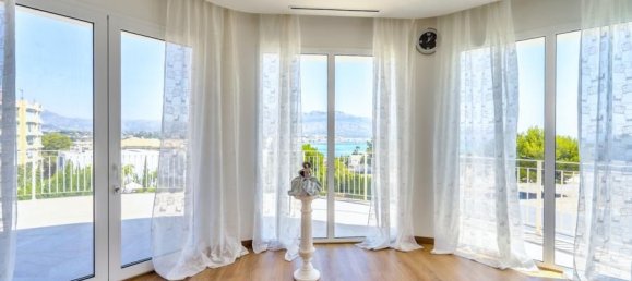 5 bedrooms Villa in L'Albir, Spain No. 11925 22