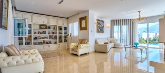 5 bedrooms Villa in L'Albir, Spain No. 11925 4