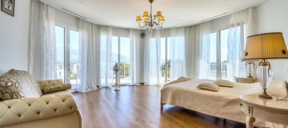 5 bedrooms Villa in L'Albir, Spain No. 11925 21