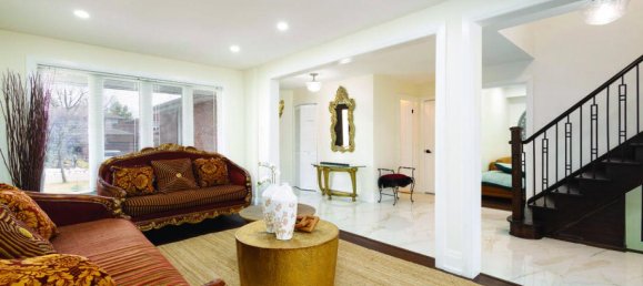 6 bedrooms House in Mississauga, Canada No. 109 5