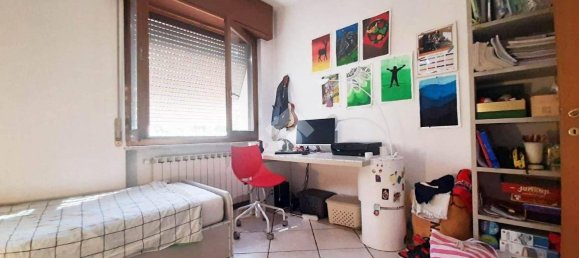 4 bedrooms Villa in Turate, Italy No. 270411 15