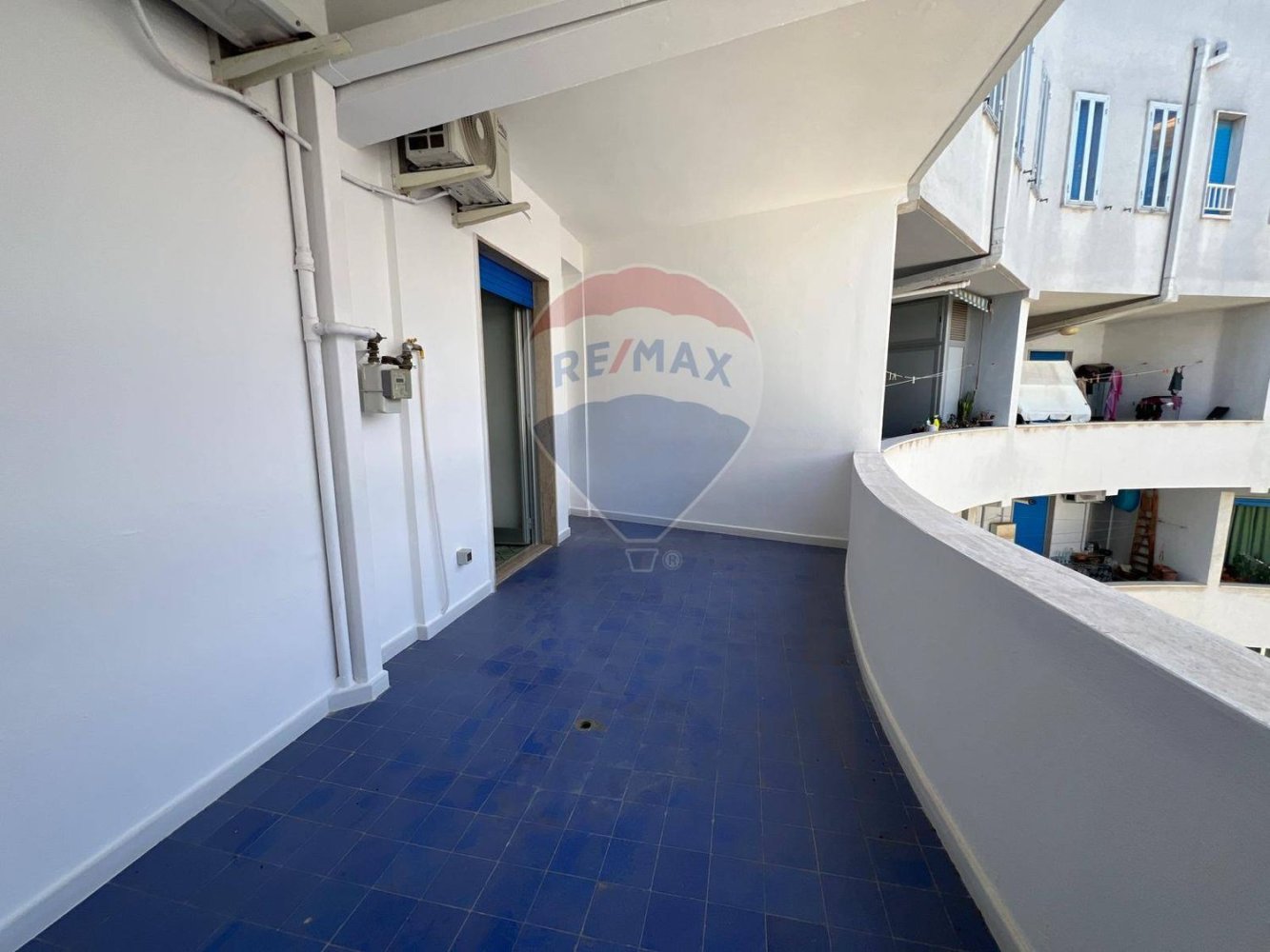 Apartamento de 2 habitaciónes en Monopoli, Italy No. 259548