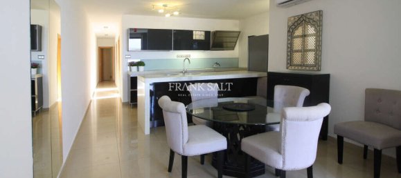 2 Schlafzimmer Penthouse in Swieqi, Malta, Nr. 4356 10