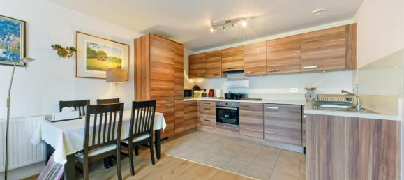 2 chambres Appartement à London, United Kingdom No. 9665 3