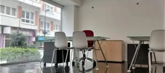 133m² Commercial property in Culleredo, Spain No. 153950 2