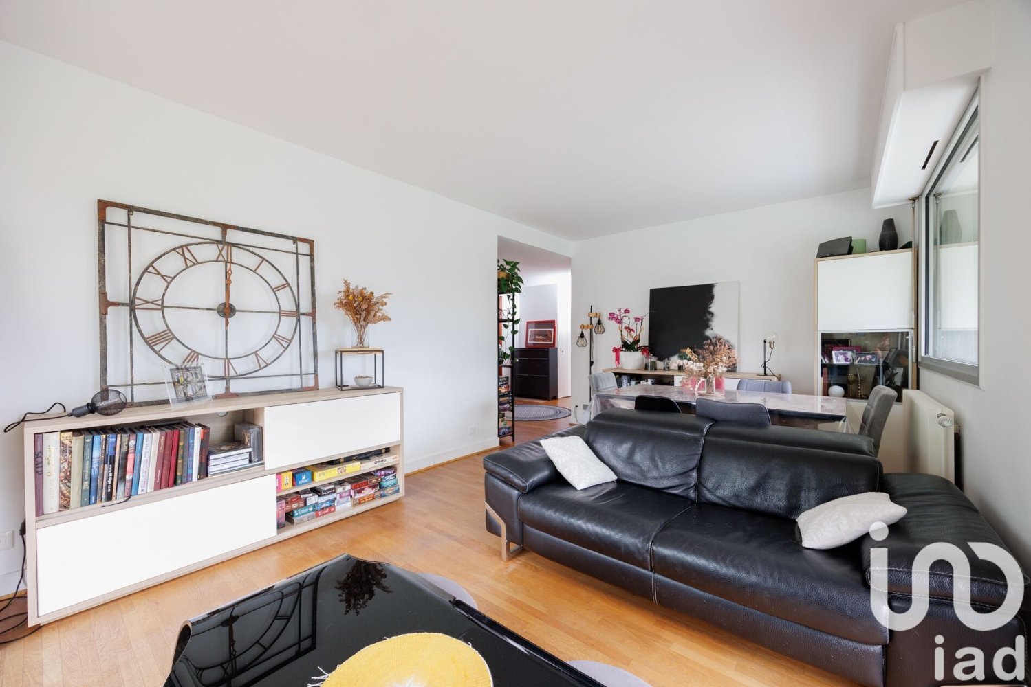 Apartamento de 2 dormitorios en Rhone, France No. 339791