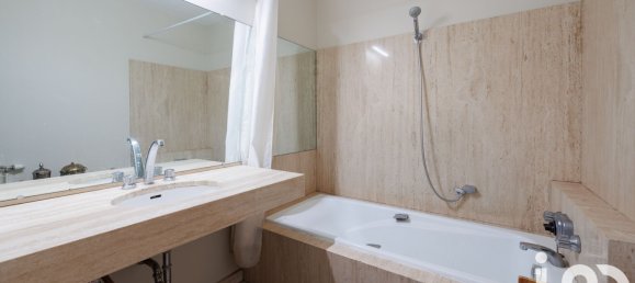 Apartamento de 2 dormitorios en Rhone, France No. 339791 10