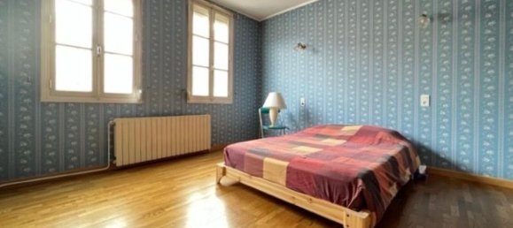 3 bedrooms House in Abbeville, France No. 241415 7