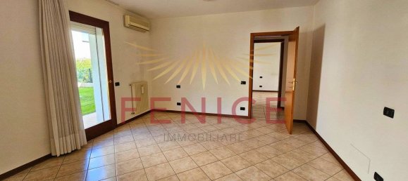 2 bedrooms Apartment in Montebelluna, Italy No. 326517 25