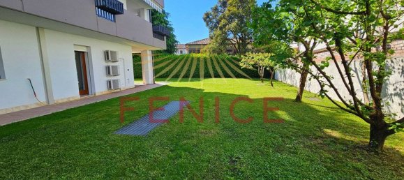 2 bedrooms Apartment in Montebelluna, Italy No. 326517 5