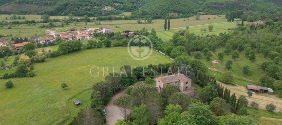 4 bedrooms House in Cortona, Italy No. 115801 6