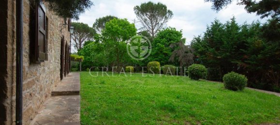 4 bedrooms House in Cortona, Italy No. 115801 9