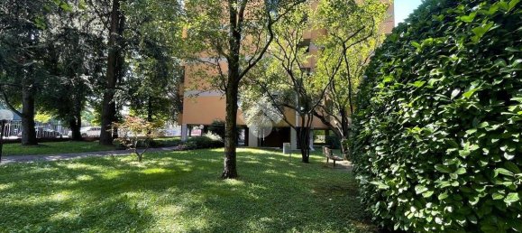 2 bedrooms Apartment in Monza, Italy No. 270934 4