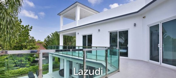 5 bedrooms Cafe / restaurant in Pattaya, Thailand No. 15992 2