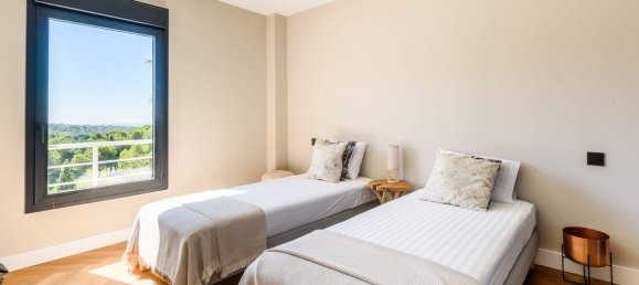 7 bedrooms Villa in Marbella, Spain No. 33857 11