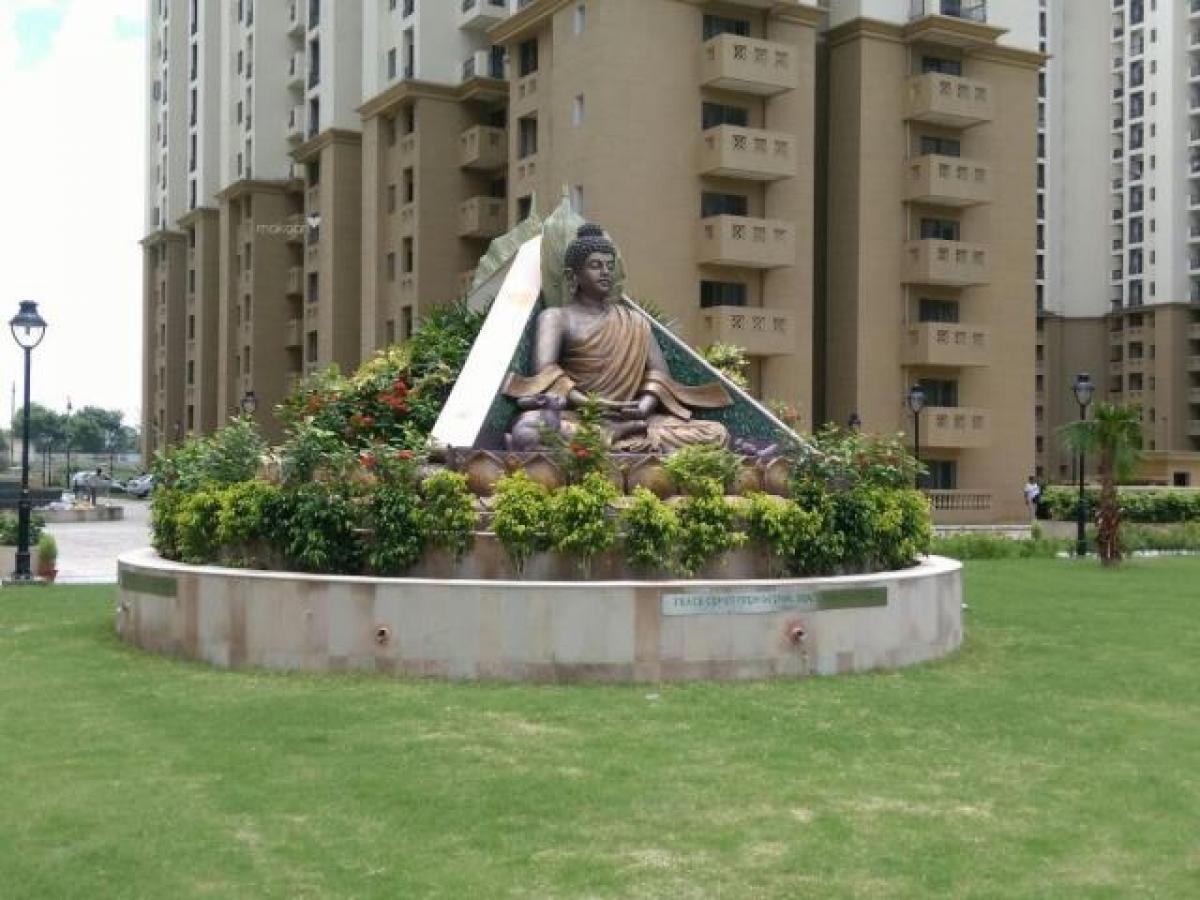 2 Schlafzimmer Haus in Noida, India, Nr. 64999