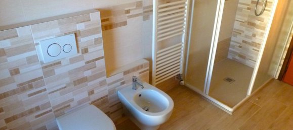 Apartamento de 4 divisões em Cuneo, Italy N.º 232129 27