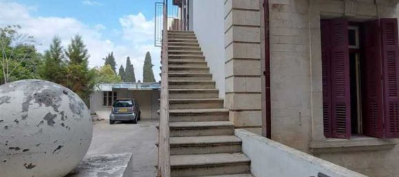 5 bedrooms House in Limassol, Cyprus No. 7604 4