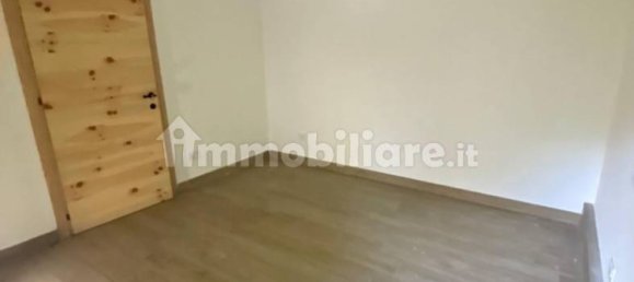 Apartamento T2 em Villa Minozzo, Italy N.º 380495 11