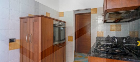 3-Zimmer Wohnung in Milan, Italy, Nr. 241870 9