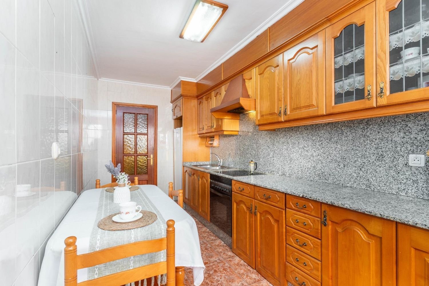 Квартира с 2 спальнями в Лавиана, Испания № 150654