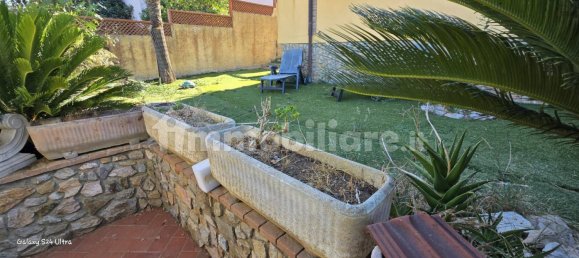 3 bedrooms Villa in Piombino, Italy No. 354580 3