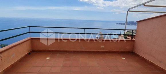 Studio in Forza d'Agrò, Italy No. 27025 11