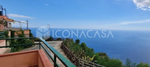 Studio in Forza d'Agrò, Italy No. 27025 8