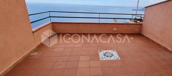 Studio in Forza d'Agrò, Italy No. 27025 7