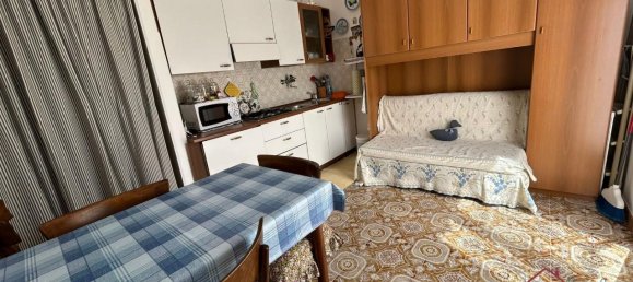 Estudio en Garlenda, Italy No. 107972 5