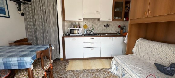 Estudio en Garlenda, Italy No. 107972 8